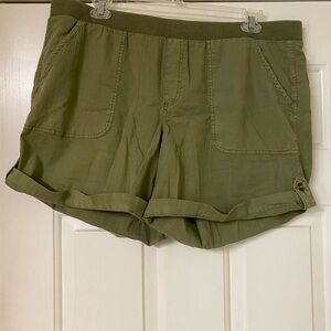 Sonoma Army Green Roll Tab Elastic Waist Shorts Size XXL EUC